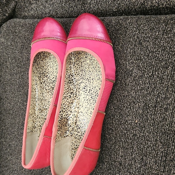 Pink flats - Picture 3 of 4